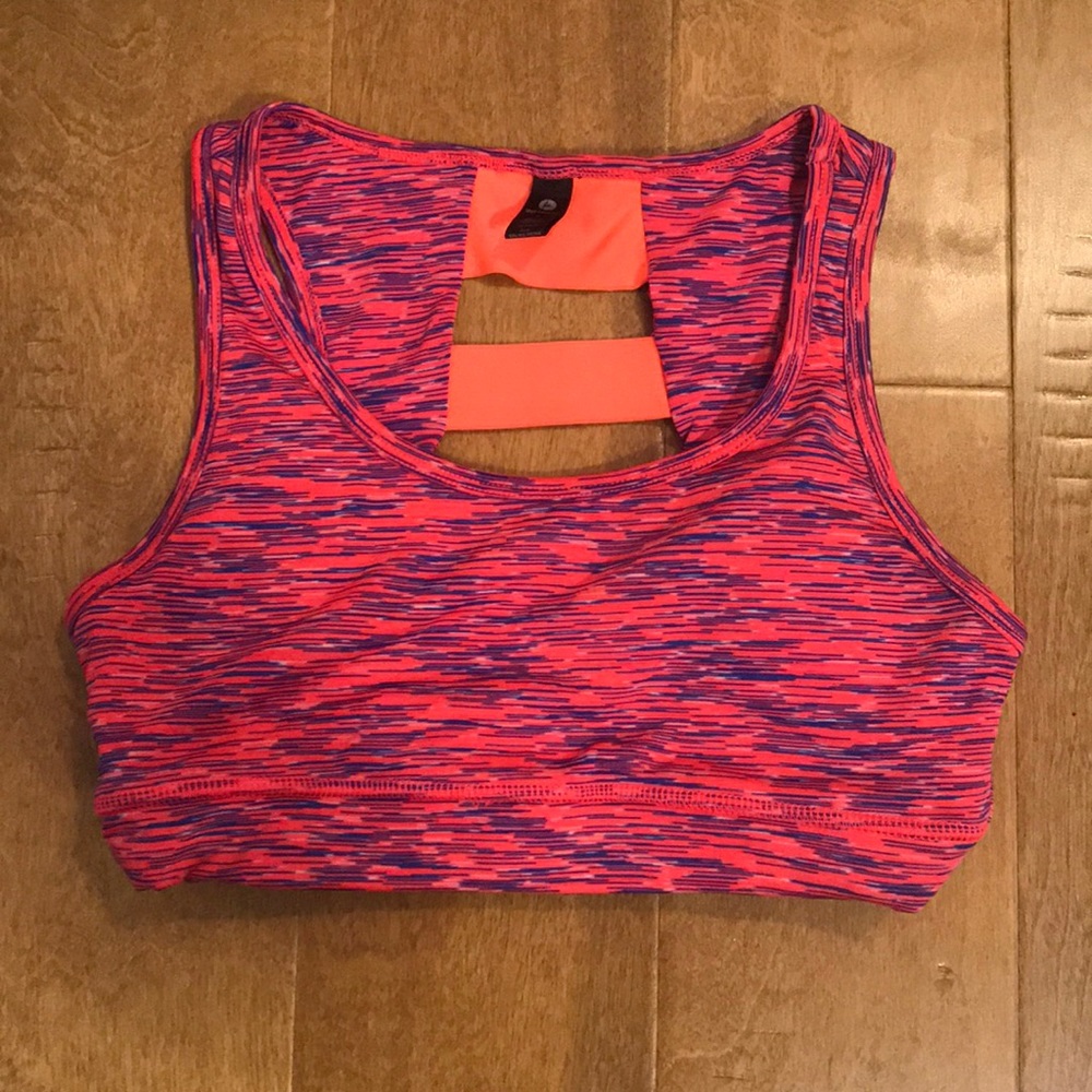 Sports bra